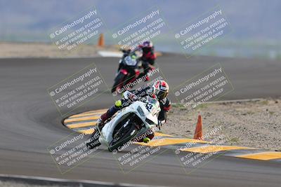 media/Sep-24-2022-CVMA (Sat) [[a45f954247]]/Race 15 500 Supersport-350 Supersport/